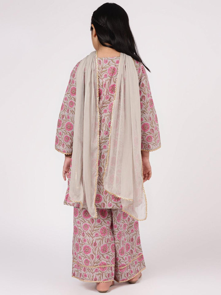 Grey Printed Cotton Suit Set - ShopLibas