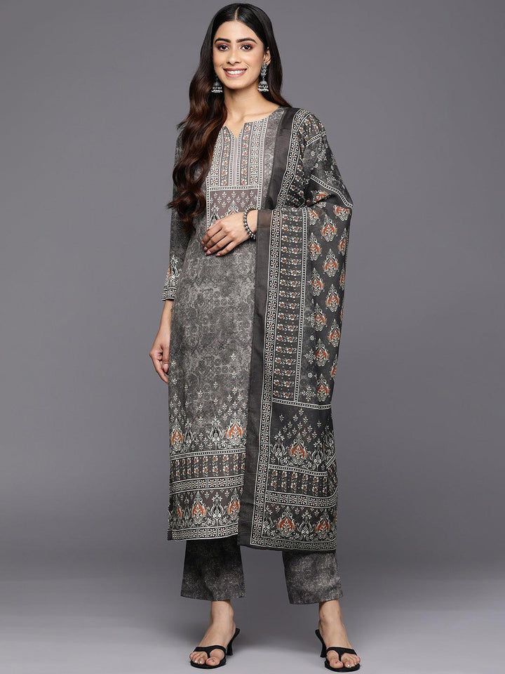 Grey Printed Crepe Straight Suit Set With Trousers - ShopLibas