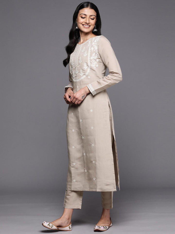 Grey Yoke Design Silk Blend Straight Suit Set With Trousers - ShopLibas