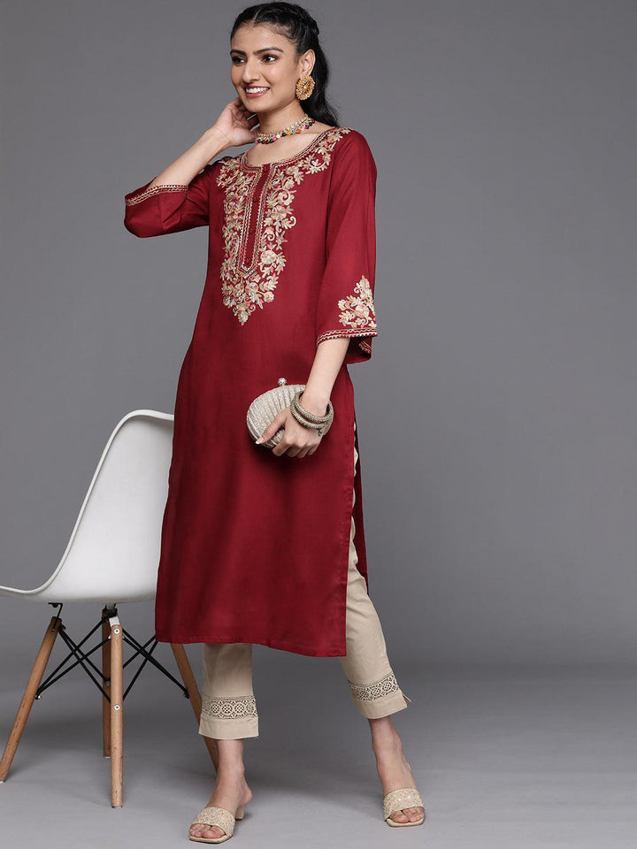 Maroon Embroidered Rayon Kurta - ShopLibas