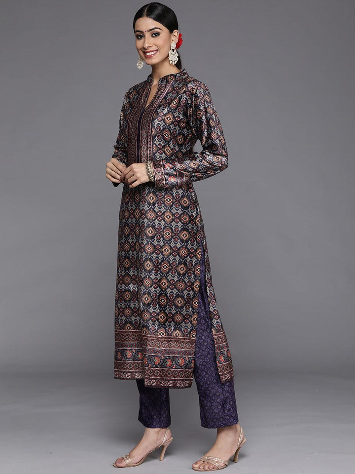 Multicoloured Printed Velvet Straight Suit Set With Trousers - Libas