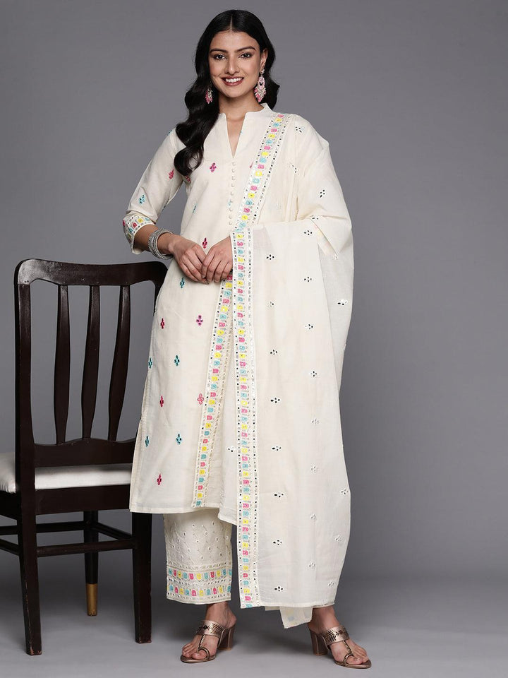 Off White Embroidered Cotton Straight Suit Set With Trousers - ShopLibas