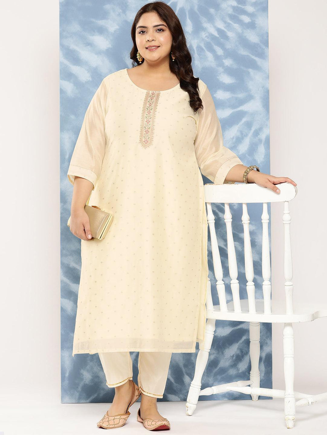 Off White Yoke Design Chanderi Silk Straight Kurta - Libas