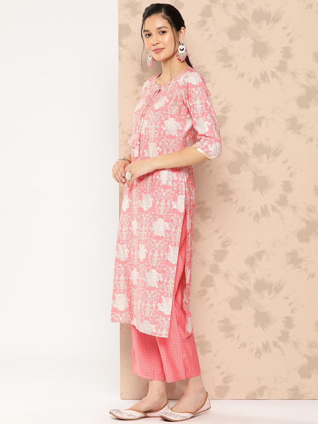 Peach Printed Silk Blend Straight Kurta With Trousers and Dupatta