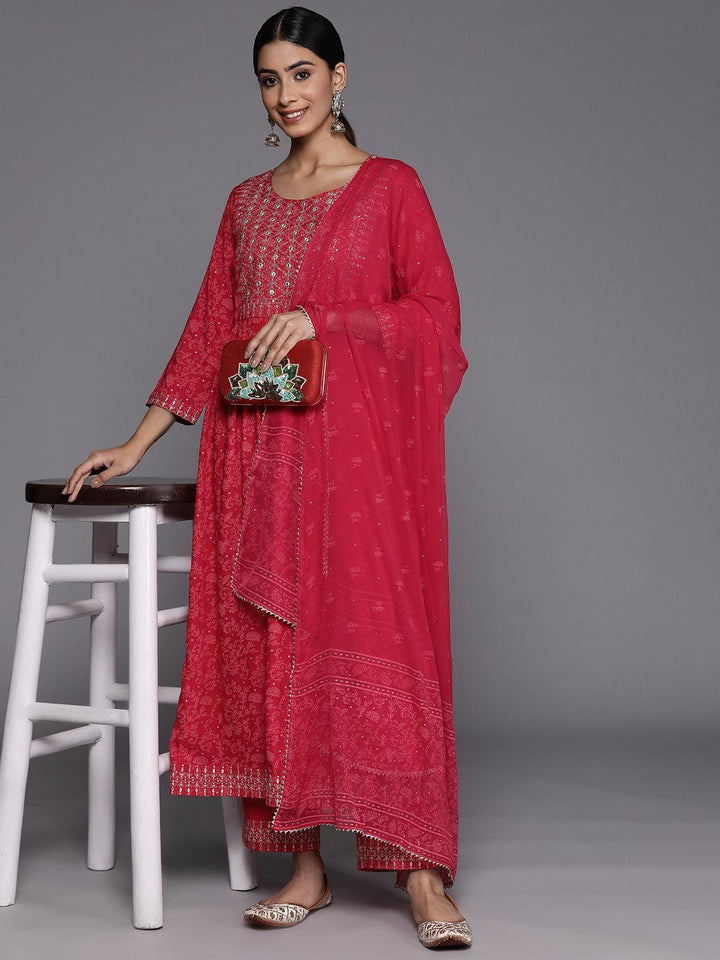 Pink Embroidered Rayon Suit Set With Trousers - ShopLibas