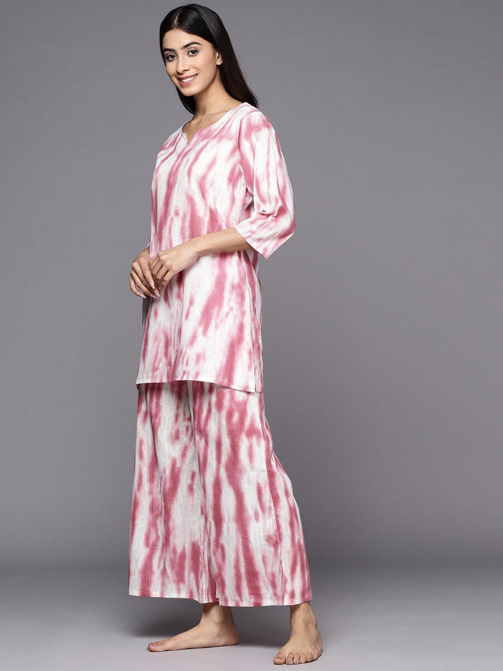 Pink Printed Cotton Night Suit - ShopLibas