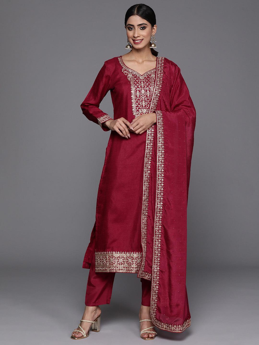 Pink Printed Silk Blend Straight Kurta With Trousers & Dupatta