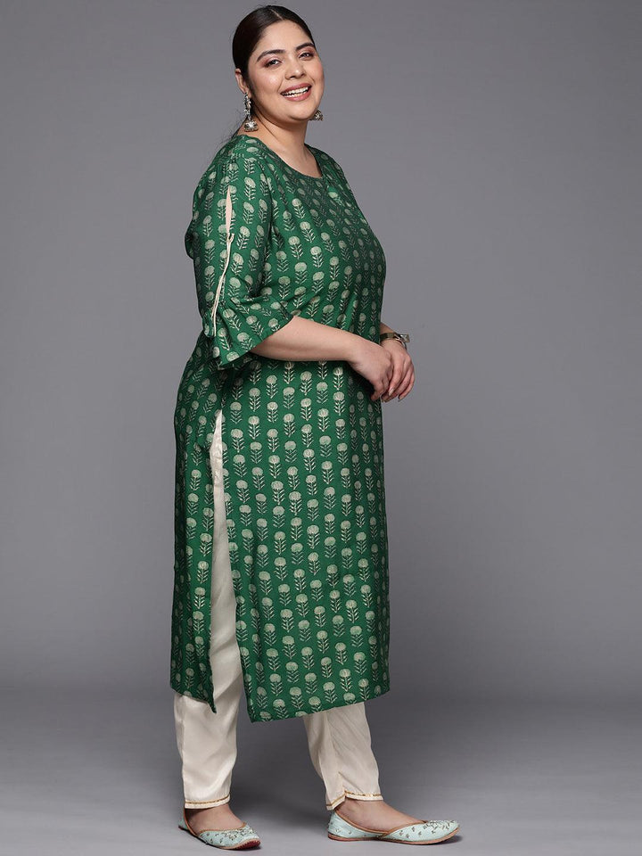 Plus Size Green Printed Silk Straight Kurta - ShopLibas