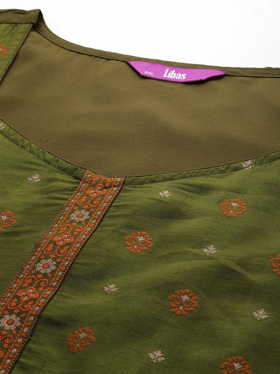 Plus Size Green Woven Design Silk Blend Straight Kurta With Trousers & Dupatta