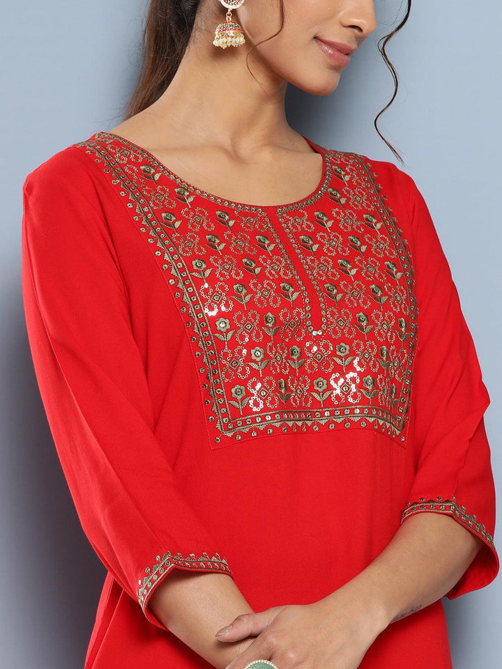 Red Yoke Design Rayon Straight Kurta - ShopLibas