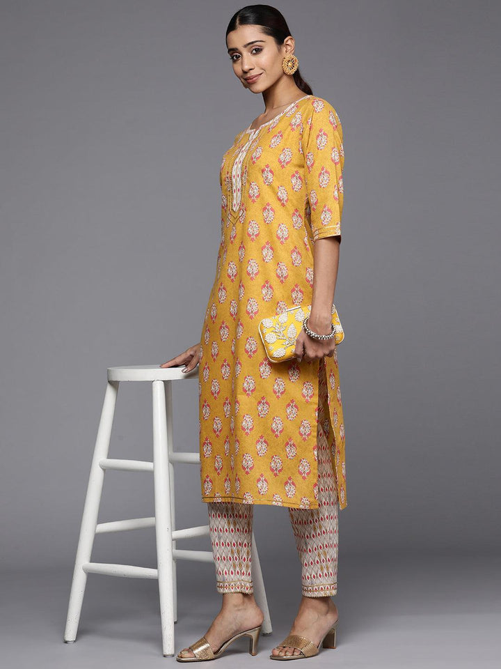 Yellow Printed Cotton Straight Kurta - ShopLibas