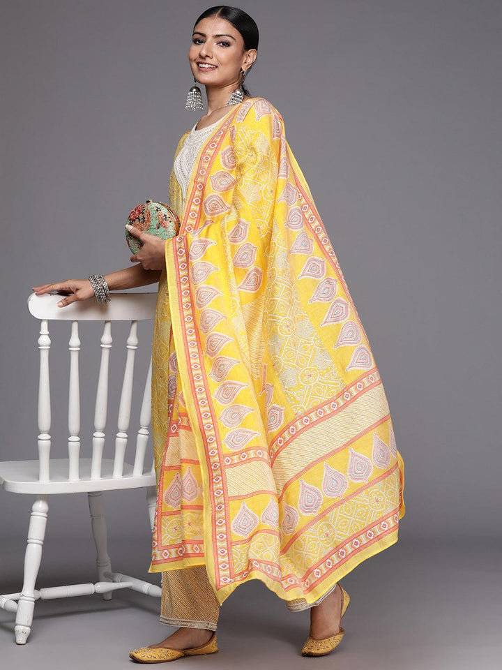 Yellow Printed Silk Blend Straight Suit Set - ShopLibas