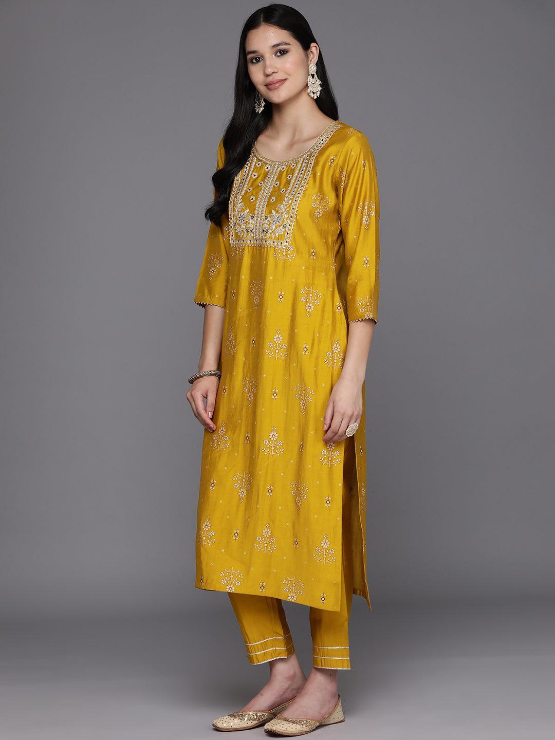 Yellow Printed Silk Blend Straight Kurta With Trousers & Dupatta